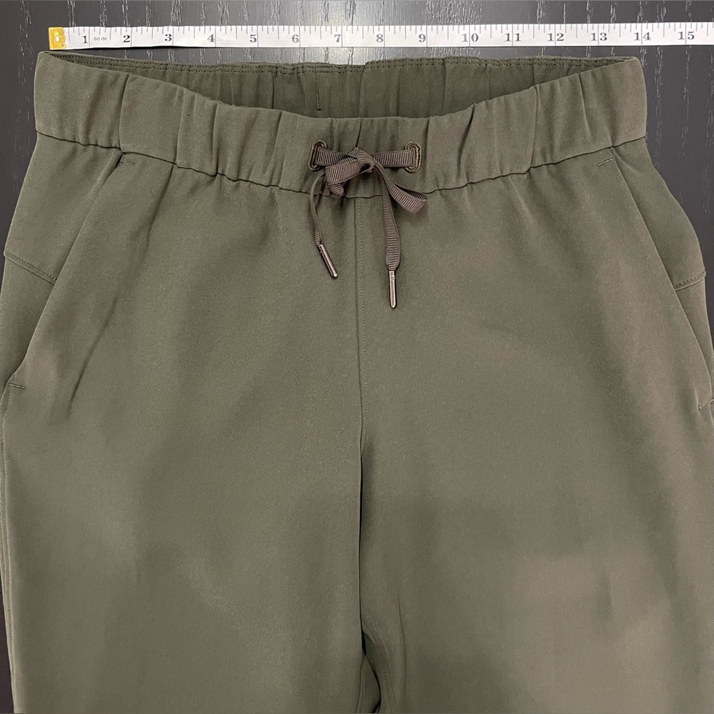 Lululemon On the Fly High Rise Pant - Picture 4 of 10